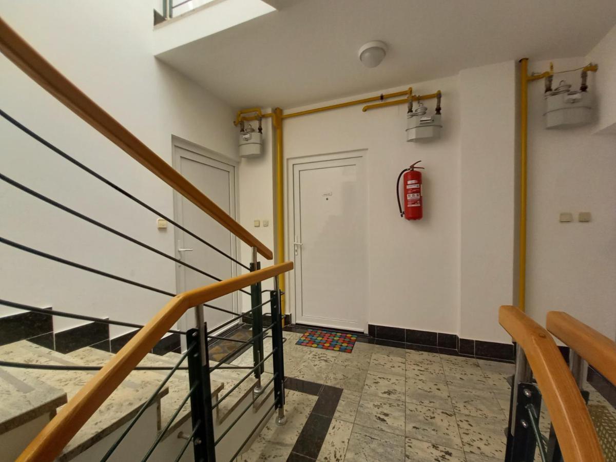 Apartment Lungomare Pula Exterior photo